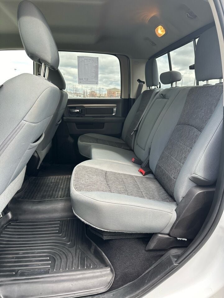 2019 RAM 1500 Classic Lone Star 4x4 4dr Crew Cab 5.5 ft. SB Pickup